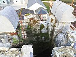 acastle 160860.jpg